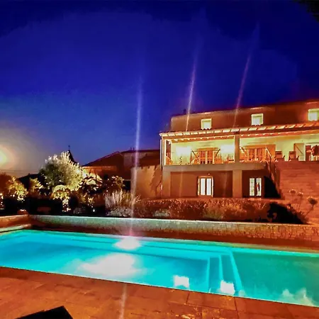 Lovely In Stjean-de-minervois * Saint-Jean-de-Minervois