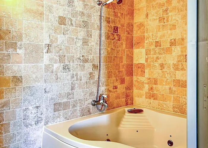 Cozy In Stjean-de-minervois